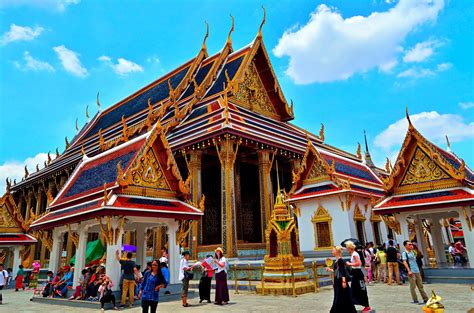 The Grand Palace And The Temple Of The Emerald Buddha A Sacred