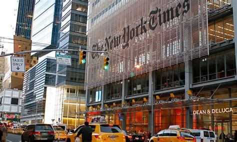 The New York Times Will Feature Its Reporters Tweets Inside The