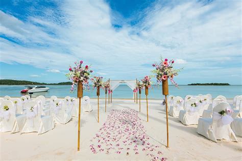 The Perfect Destination Wedding On The Beach Propiracy