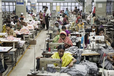 The Real Impact Of The Fast Fashion Industry On The World