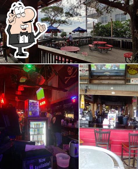 The Red Door Saloon Destin In Destin Restaurant Menu And Reviews