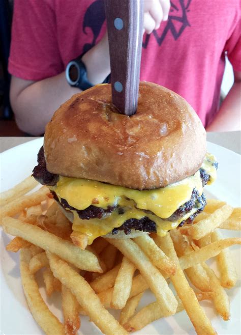 The Top 5 Burgers In Atlanta Taste Trekkers