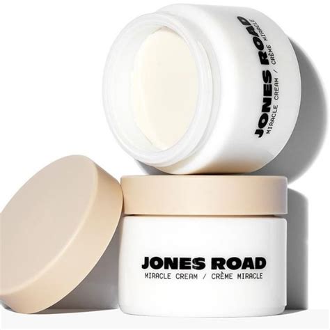 These Are The Best Jones Road Beauty Products Of 2022