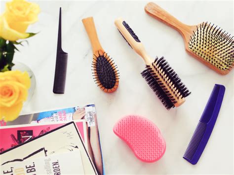 These Tips Will Show The Right Time To Change Hair Brush