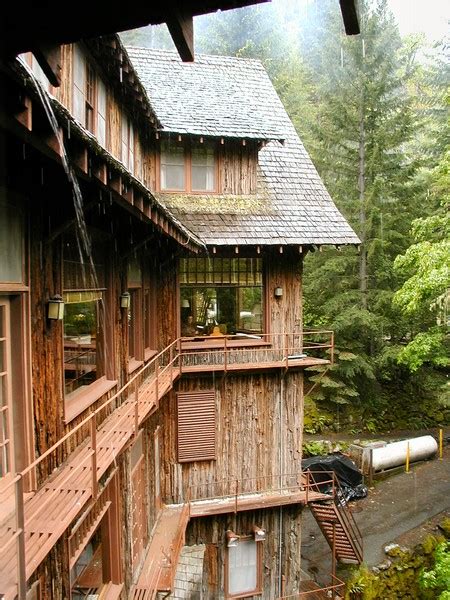 This Historic Oregon Lodge Is The Perfect Getaway Oregon Caves The