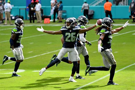 Three Impressions From Seahawks Week Four Victory Over Dolphins