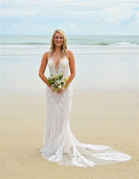 Tips For Choosing A Beach Wedding Dress Florida Beach Weddings