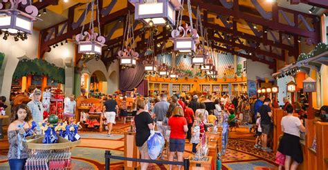 Top 10 Gift Shops At Walt Disney World Disneytips Com