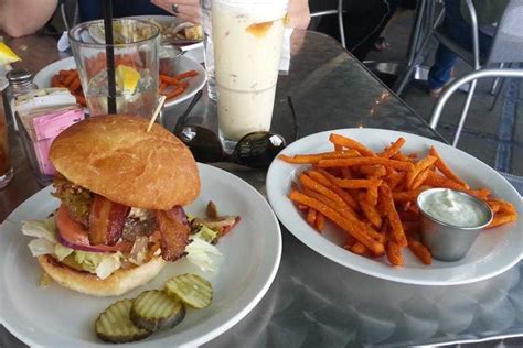 Top 25 Burger Spots In Albuquerque Based On Yelp Rankings Albuquerque