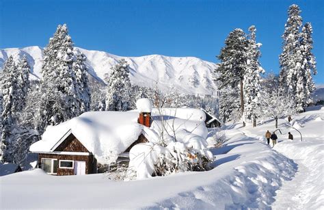 Top 5 Best Tourism Destinations To See Snowfall During Winter Season In