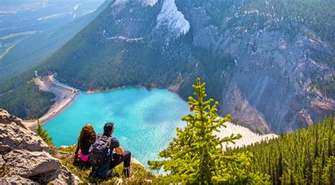 Top 5 Budget Honeymoon Destinations For Mountain Lovers