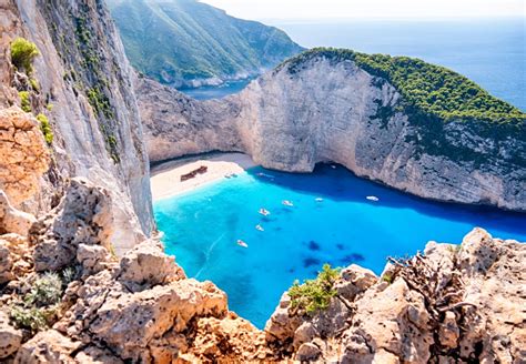 Top 5 Destinations To Visit In Greece With Click Go