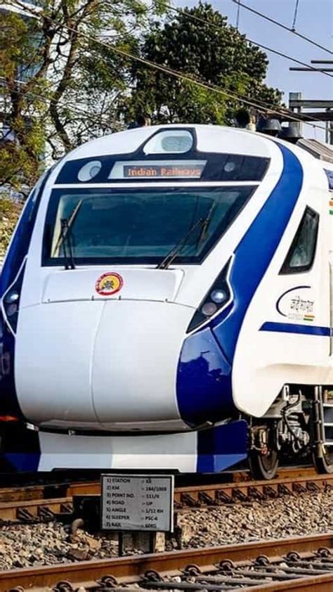 Top 5 Fastest Trains In India