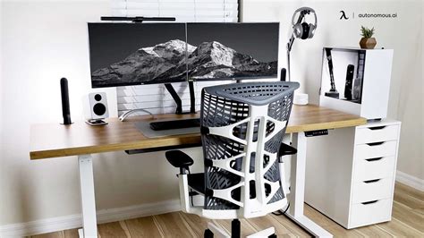 Top 5 Must Have Desk Accessories In Canada For Productive Office