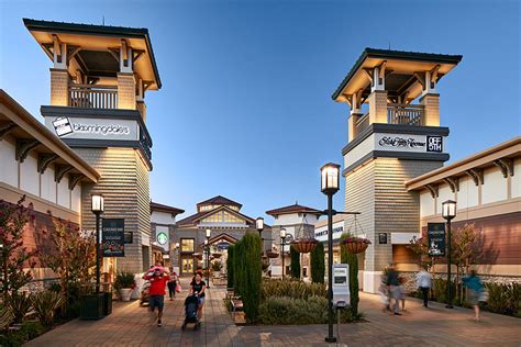 Top 5 Outlet Malls To Check Out During Your Visit To California Ca