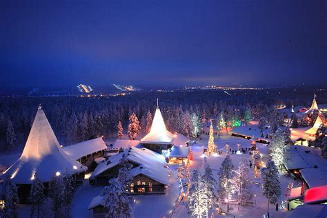 Top 5 Travel Destinations In The World To Celebrate Christmas Trey