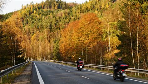 Top 9 Motorcycle Rides With The Best Fall Foliage U S Destinations