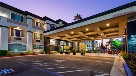 Top Pet Friendly Hotels In Anaheim And Orange County