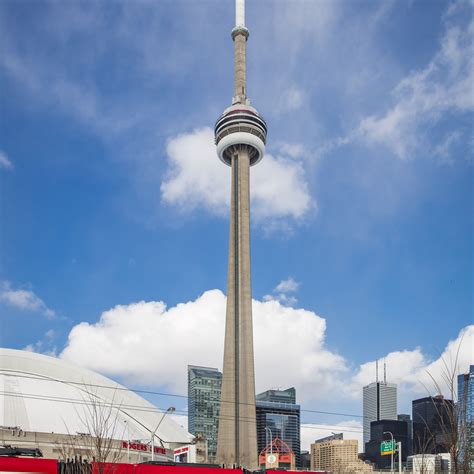 Top Ten Toronto Tourist Attractions