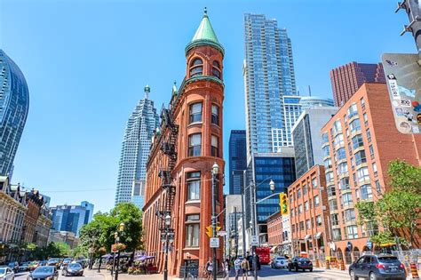 Tourist Spots In Toronto Canada