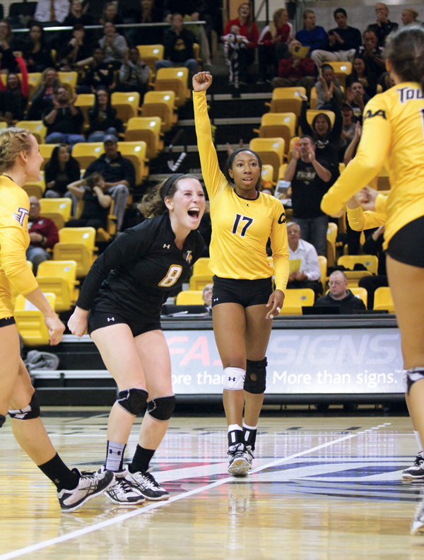 Towson Volleyball Continues Winning Ways