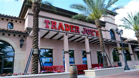 Trader Joe S To Debut New Dr Phillips Store On April 10 Video