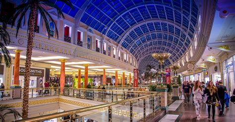 Trafford Centre Opening Hours Plan Your Visit To Manchester S Premier