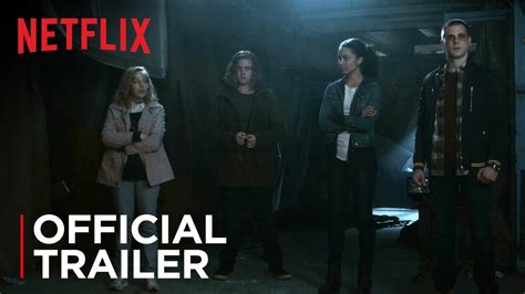 Travelers Official Trailer Hd Netflix Youtube