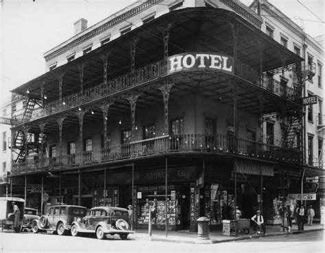 New Orleans Travellers Hotel