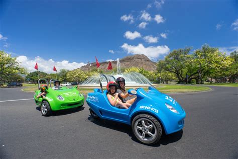 Two Person Moped Rentals In Waikiki Hawaii Scoot Coupe Scooter Rental Oahu Waikiki Beach