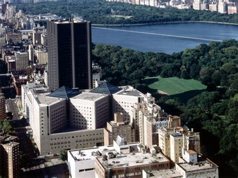 U S News 17 Best Hospitals In America Photo 1 Cbs News