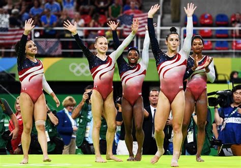 U S Women Win Team Gold In Olympic Gymnastics The New York Times