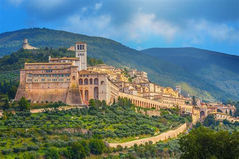 Umbria Travel Guide Rolling Hills And Medieval Villages