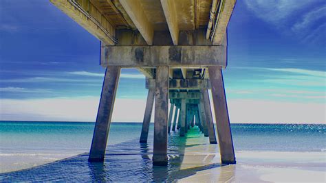 Under The Pier Destin Beach Florida 2019 Florida Beaches Destin