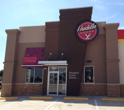 Update Cefco Opens New Travel Center With First Huddle House