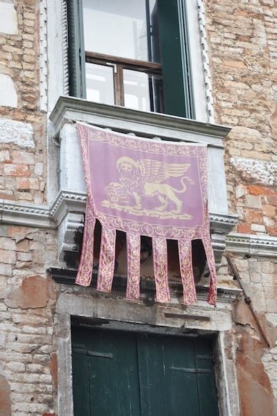 Venice Decoded Uncovering The City S Signs And Symbols