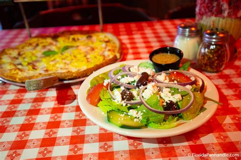 Vinny Mcguire S 39 Photos Amp 69 Reviews Pizza 29 Harbor Blvd Destin Fl Restaurant