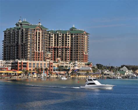 Visit Harborwalk Village In Destin Florida Via Harborwalk Village