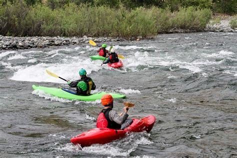 Washington Kayak Instruction Guiding Wildwater River Guides