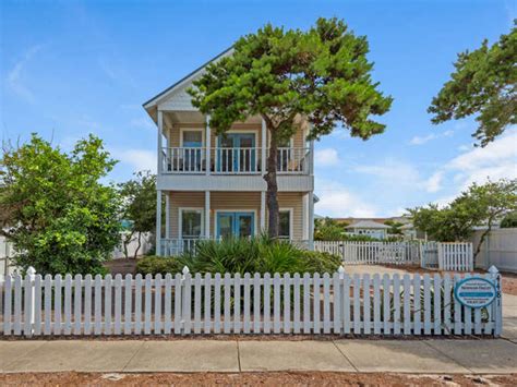 Waterfall Cottage 3 Bedrooms Accommodates 12 Guests In Destin Fl