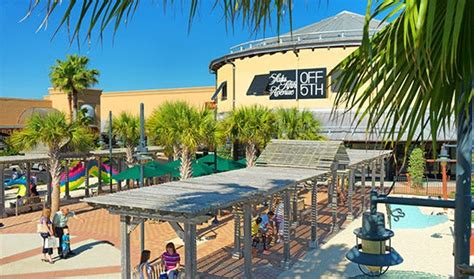 Welcome To Silver Sands Premium Outlets A Shopping Center In Destin