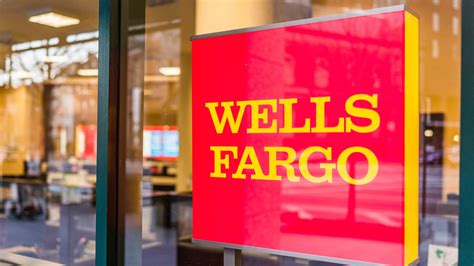 Wells Fargo Near Me Closest Banks And Atms Gobankingrates