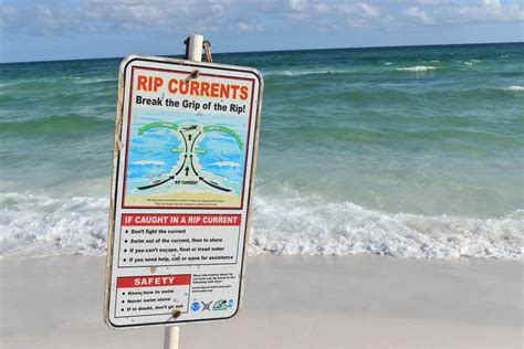 What Florida Beach Safety Officials Want You To Know During Fall Break