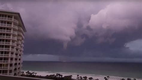 What Is A Waterspout Here S How The Spectacular One In Florida Formed