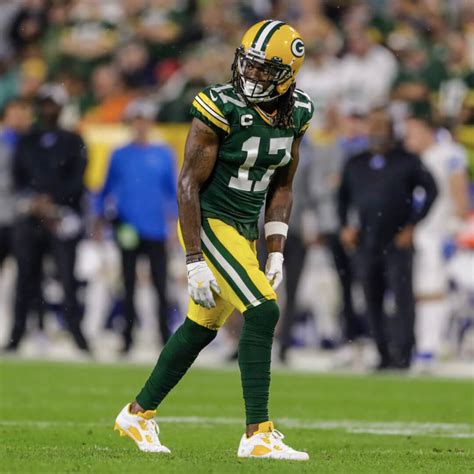 What Pros Wear Davante Adams Jordan 5 Cleats What Pros Wear