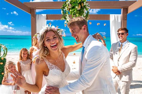 What To Know About Destination Weddings At Sandals Resorts