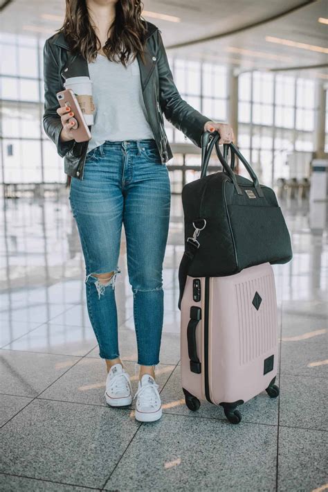 What To Wear To The Airport Bag Heavy Heavy Jacket Plane Outfit