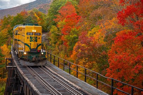 Where To Find The Best Fall Foliage Train Rides In New England