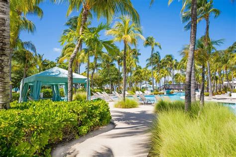 Why Now May Be The Perfect Time For Couples To Visit Aruba Visit