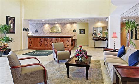 Wingate By Wyndham Destin Emerald Coast Wyndham Hotel Groupon Getaways